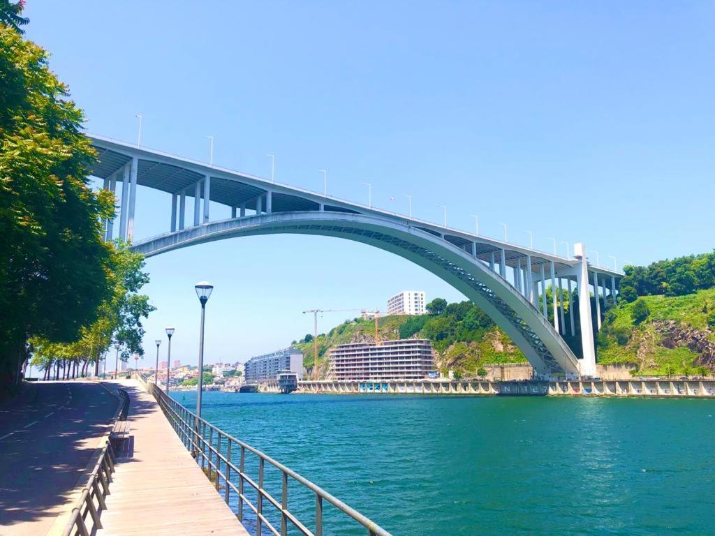 Poveiros Oak Loft - Santo Ildefonso Appartement Porto Buitenkant foto