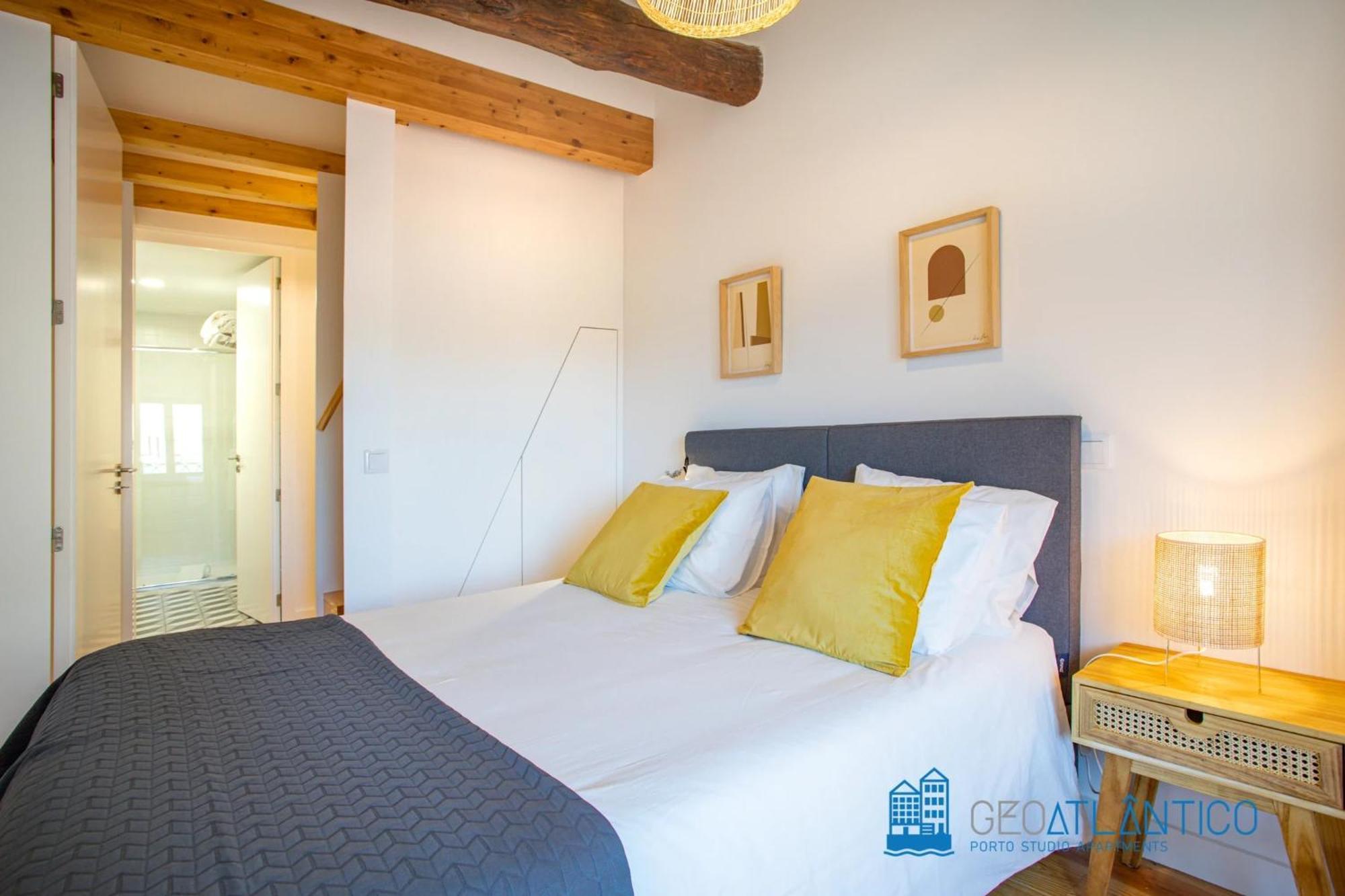 Poveiros Oak Loft - Santo Ildefonso Appartement Porto Buitenkant foto