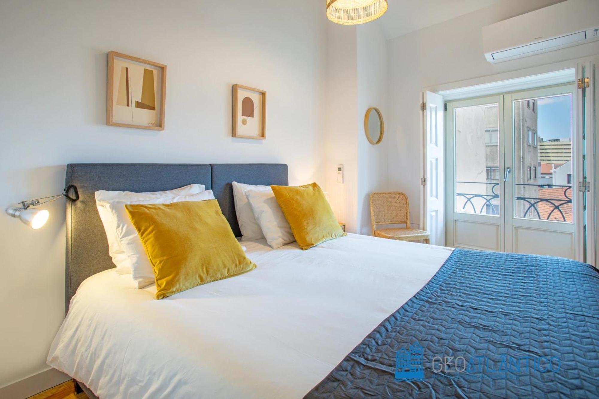 Poveiros Oak Loft - Santo Ildefonso Appartement Porto Buitenkant foto