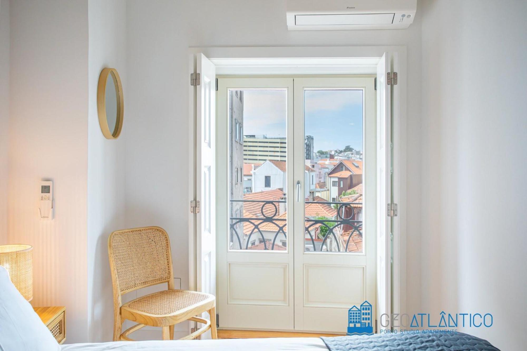 Poveiros Oak Loft - Santo Ildefonso Appartement Porto Buitenkant foto